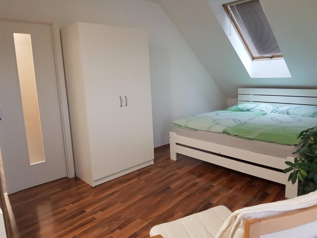 Apartman V Aleji Славков-у-Брна Экстерьер фото