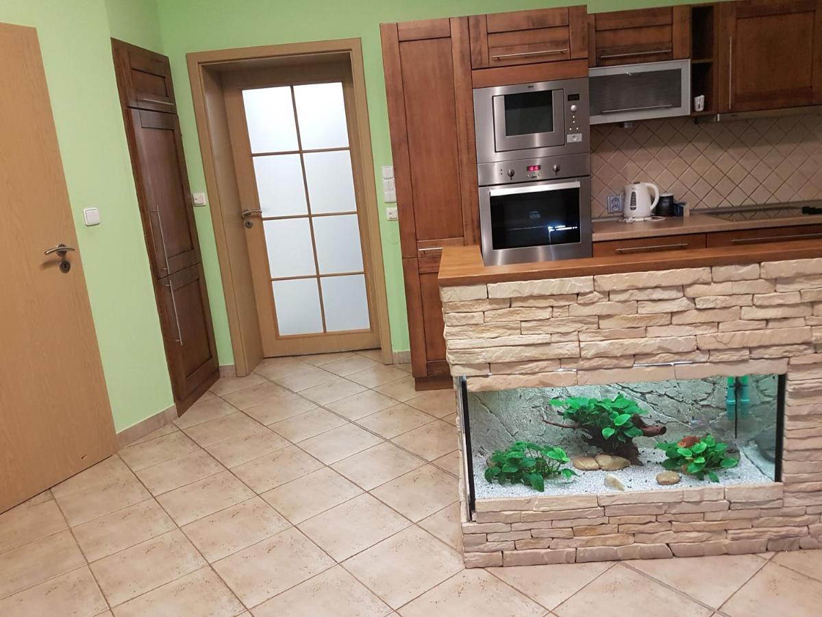 Apartman V Aleji Славков-у-Брна Экстерьер фото