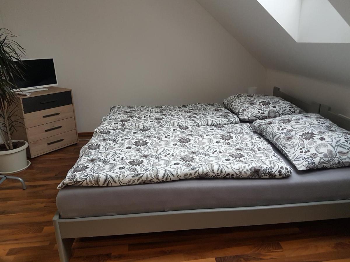 Apartman V Aleji Славков-у-Брна Экстерьер фото